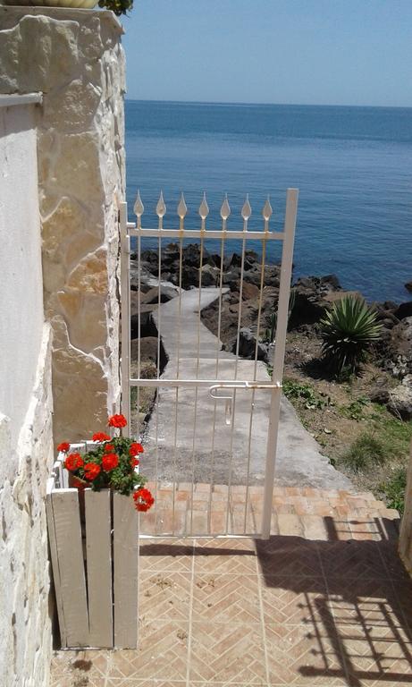 In Agnese Aci Trezza
